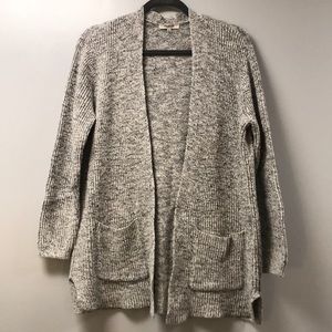 Madewell grey and white open cardigan sweater